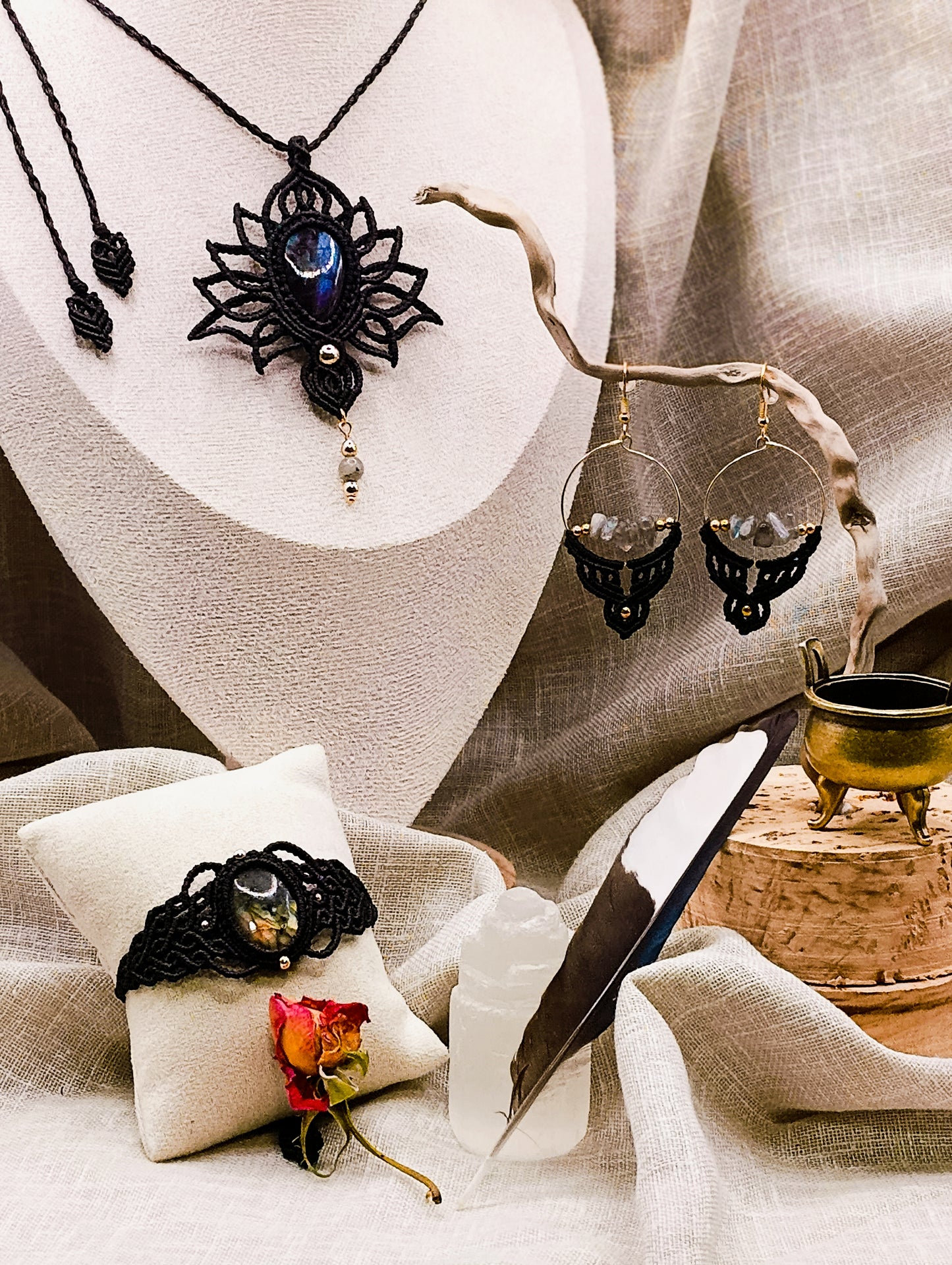 Boucles d'oreilles Ondes du Cœur - Lithothérapie & Micro Macramé