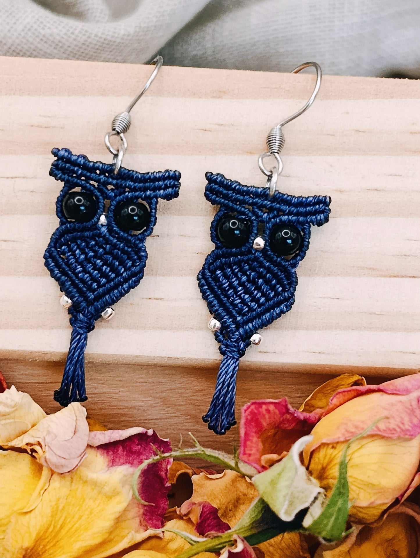 Boucles d'oreilles P'tits Familiers - Hiboux - Lithothérapie & Micro Macramé