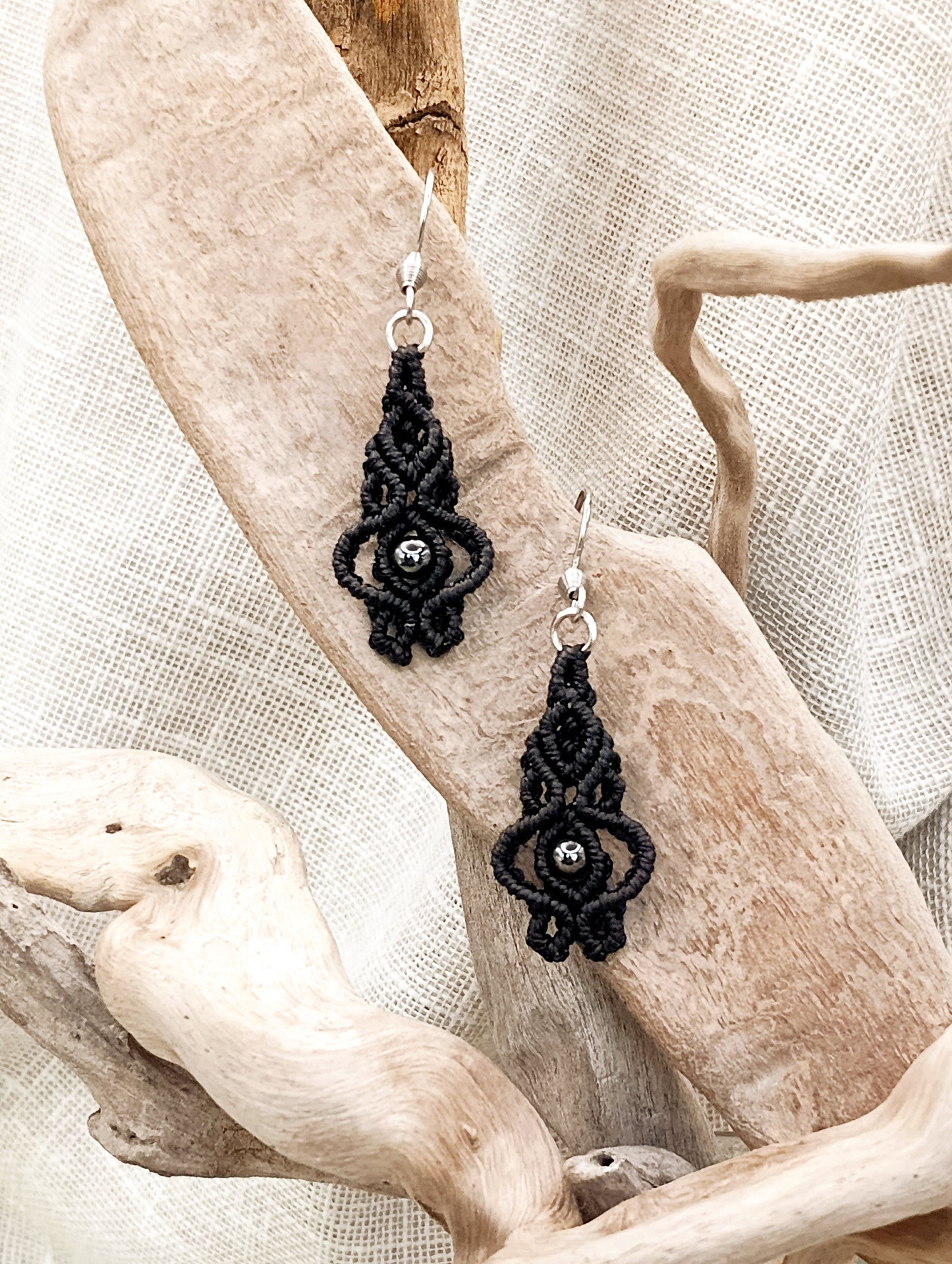 Boucles d'Oreilles Troisième Œil - Lithothérapie & Micro Macramé